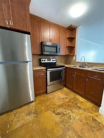 492 NW 165th Street Road, Miami, FL 33169