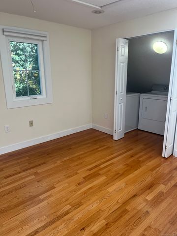 896 Quinnipiac Avenue 3, New Haven, CT 06513