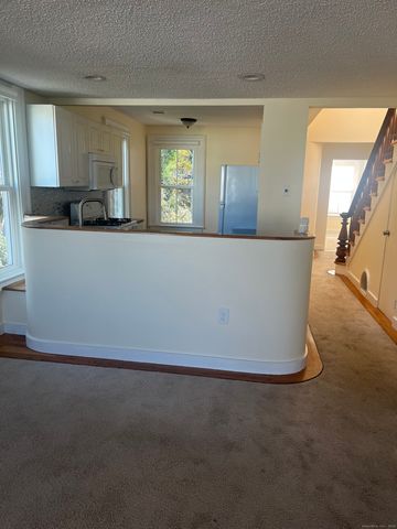 896 Quinnipiac Avenue 3, New Haven, CT 06513