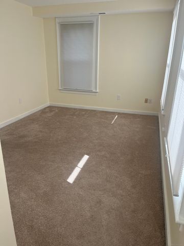 896 Quinnipiac Avenue 3, New Haven, CT 06513