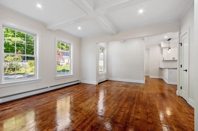 26 Caswell St, Fitchburg, MA 01420