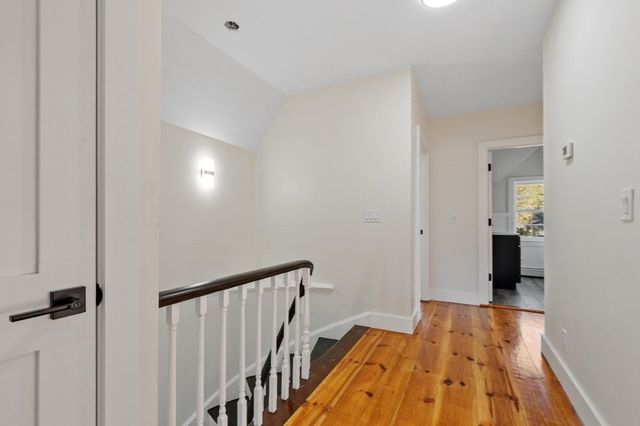 26 Caswell St, Fitchburg, MA 01420