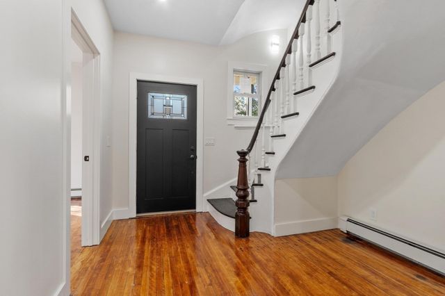 26 Caswell St, Fitchburg, MA 01420