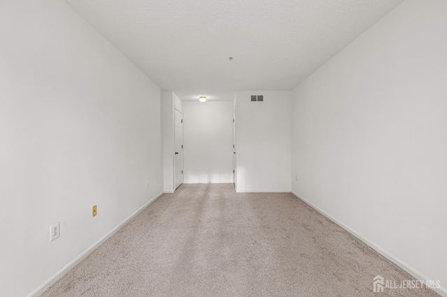 107 Prestwick Way, Edison, NJ 08820