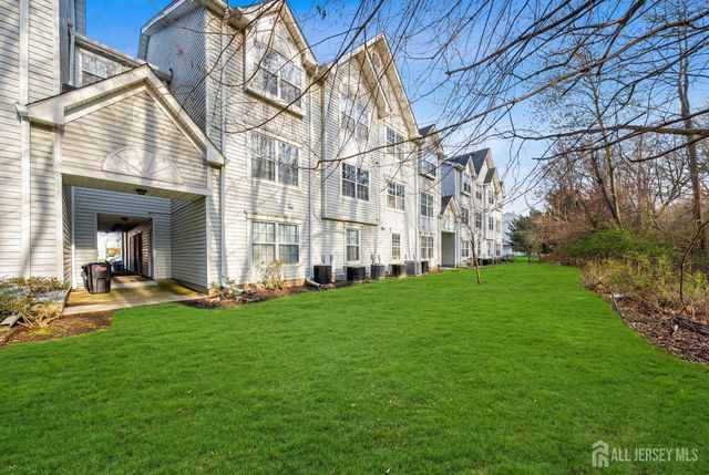 107 Prestwick Way, Edison, NJ 08820