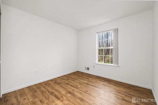 107 Prestwick Way, Edison, NJ 08820