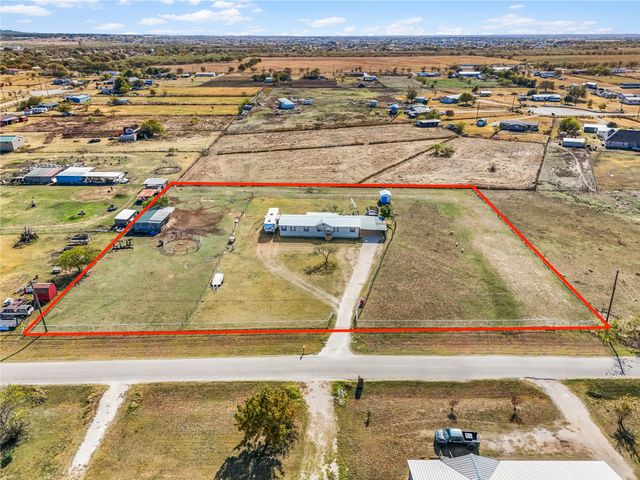 3920 Dove Meadows Lane, Joshua, TX 76058