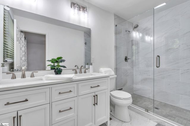 745 Canterbury Trail, Fountain Inn, SC 29644