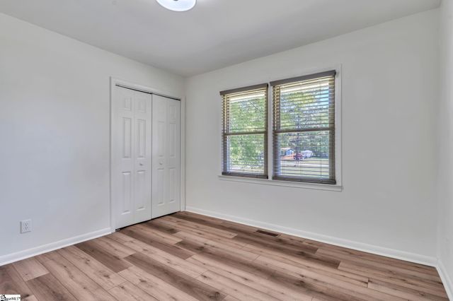 745 Canterbury Trail, Fountain Inn, SC 29644