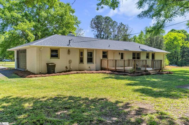745 Canterbury Trail, Fountain Inn, SC 29644