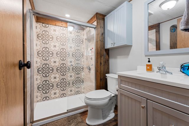 2810 Harber Loop Drive, Grove, OK 74344