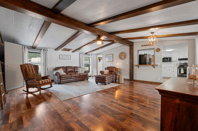 2810 Harber Loop Drive, Grove, OK 74344