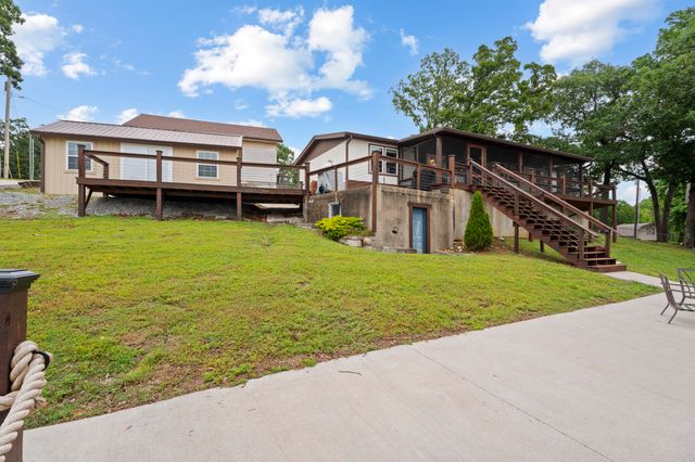 2810 Harber Loop Drive, Grove, OK 74344