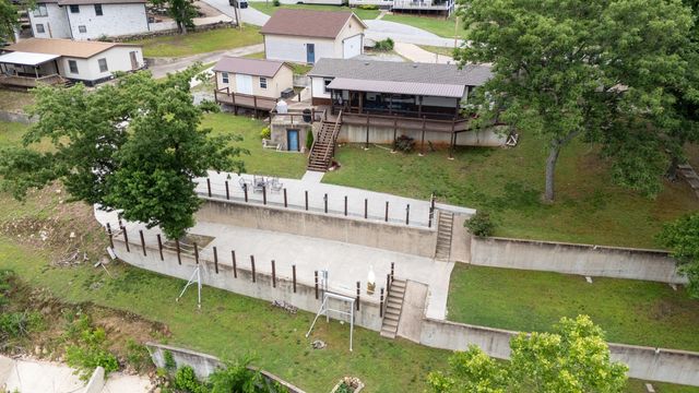 2810 Harber Loop Drive, Grove, OK 74344
