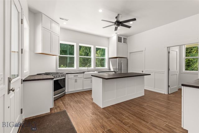 189 Blue Creek Road, Heron, MT 59844