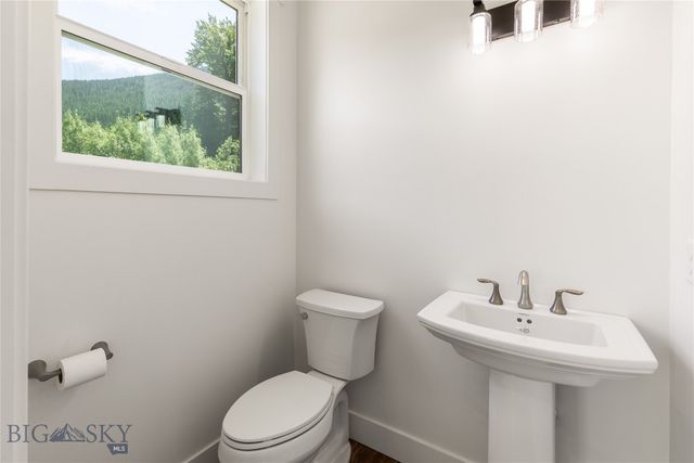 189 Blue Creek Road, Heron, MT 59844