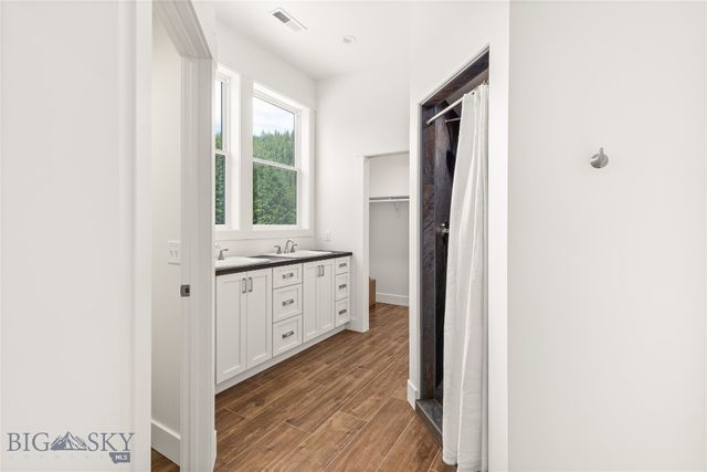 189 Blue Creek Road, Heron, MT 59844