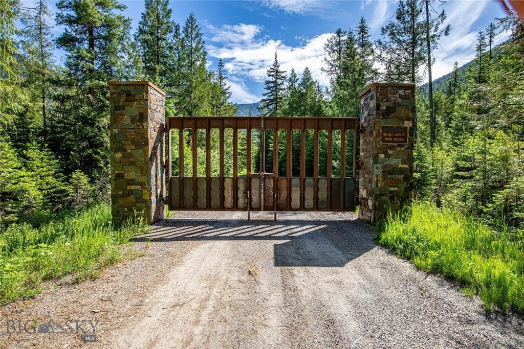 189 Blue Creek Road, Heron, MT 59844 photo 8