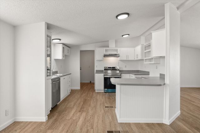 142 SE County Road 3144, Corsicana, TX 75109