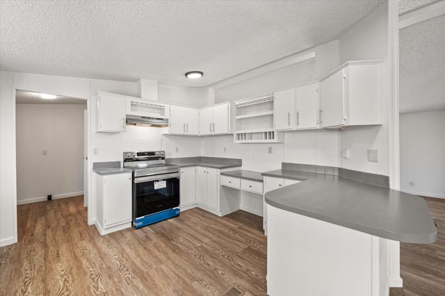 142 SE County Road 3144, Corsicana, TX 75109