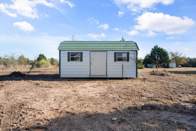 142 SE County Road 3144, Corsicana, TX 75109