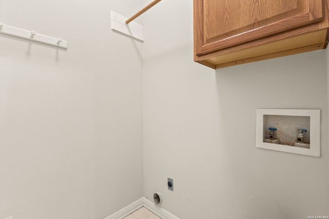 121 ELM HILL CT, San Marcos, TX 78666