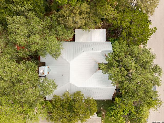 121 ELM HILL CT, San Marcos, TX 78666