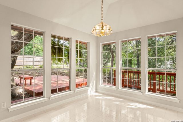 121 ELM HILL CT, San Marcos, TX 78666