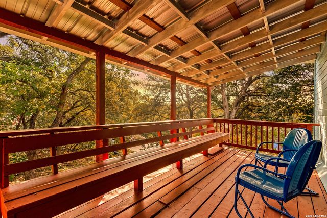 121 ELM HILL CT, San Marcos, TX 78666