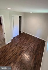 21 BEAVER AVE, Mount Laurel, NJ 08054