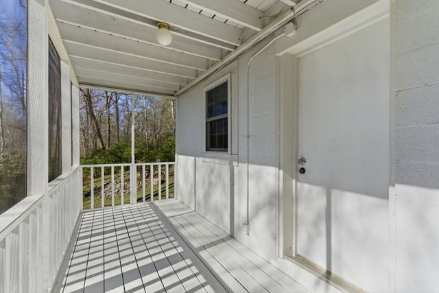 1030 Pine Bluff Rd, Kingston Springs, TN 37082