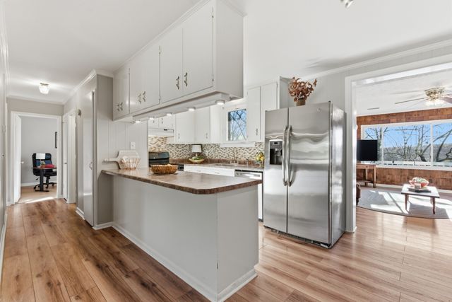 1030 Pine Bluff Rd, Kingston Springs, TN 37082