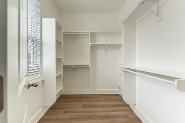 953 S Waxflower Avenue, Fayetteville, AR 72701