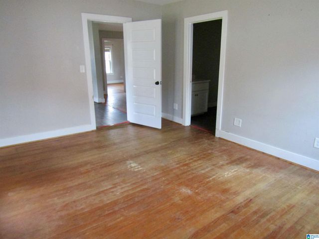 434 W COLLEGE STREET, Columbiana, AL 35051