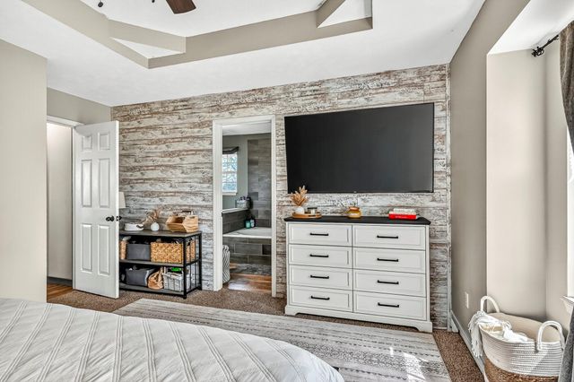 152 Quarter Horse Lane, Galena, MO 65656