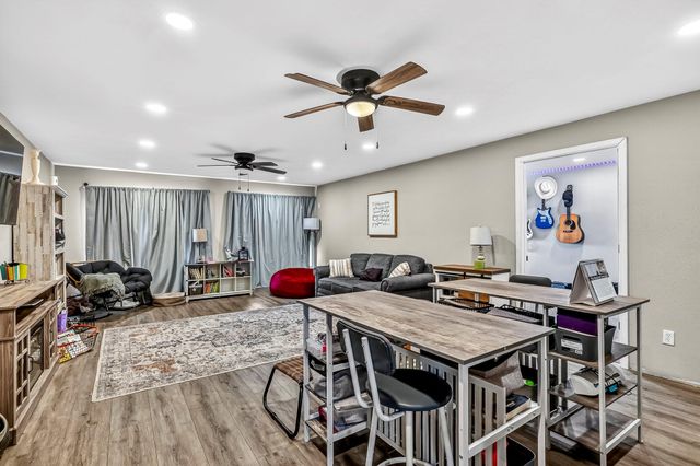 152 Quarter Horse Lane, Galena, MO 65656