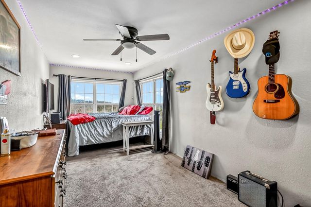 152 Quarter Horse Lane, Galena, MO 65656