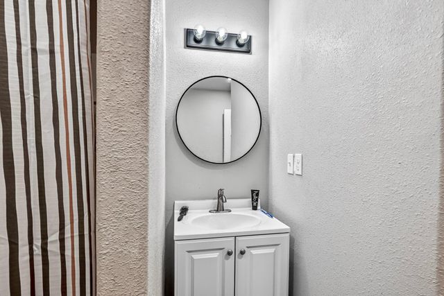 152 Quarter Horse Lane, Galena, MO 65656