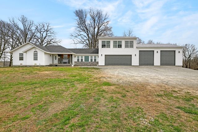 152 Quarter Horse Lane, Galena, MO 65656