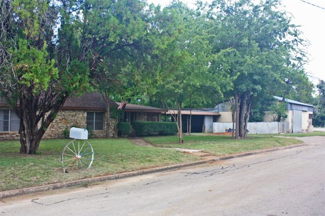 210 Austin Road, Glen Rose, TX 76043