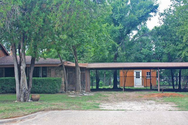 210 Austin Road, Glen Rose, TX 76043