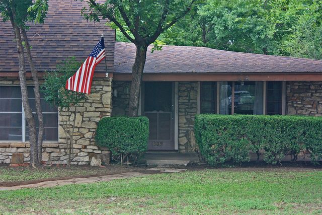 210 Austin Road, Glen Rose, TX 76043