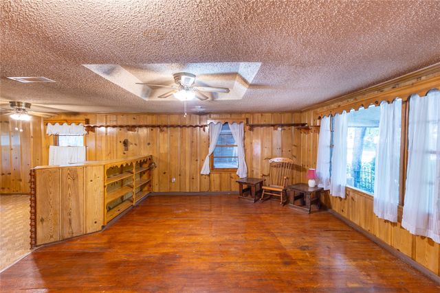 210 Austin Road, Glen Rose, TX 76043