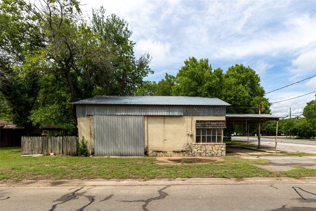 210 Austin Road, Glen Rose, TX 76043