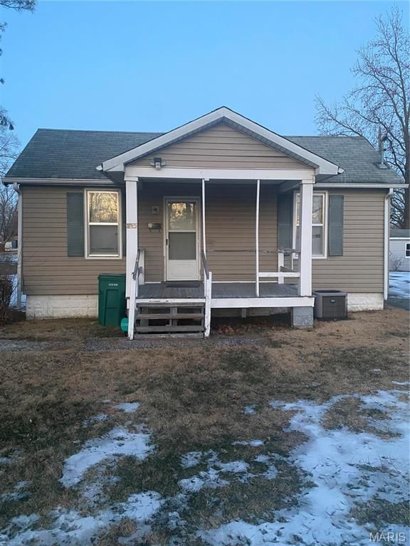 845 Mildred Avenue, East St Louis, IL 62206