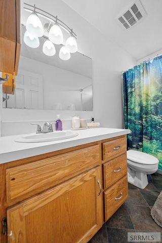 2175 Cabellaro Drive, Ammon, ID 83406