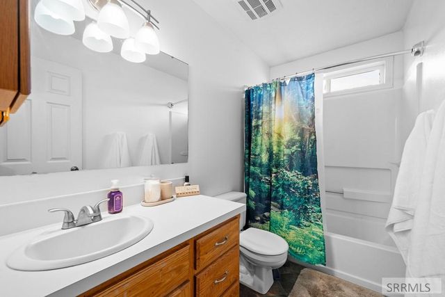 2175 Cabellaro Drive, Ammon, ID 83406