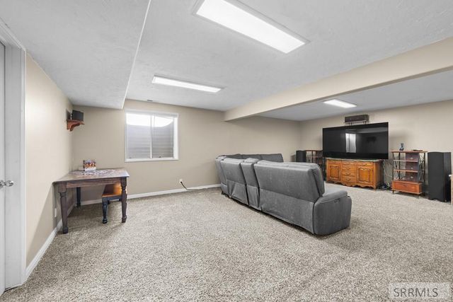 2175 Cabellaro Drive, Ammon, ID 83406