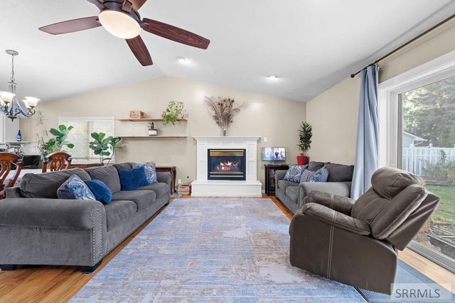 2175 Cabellaro Drive, Ammon, ID 83406