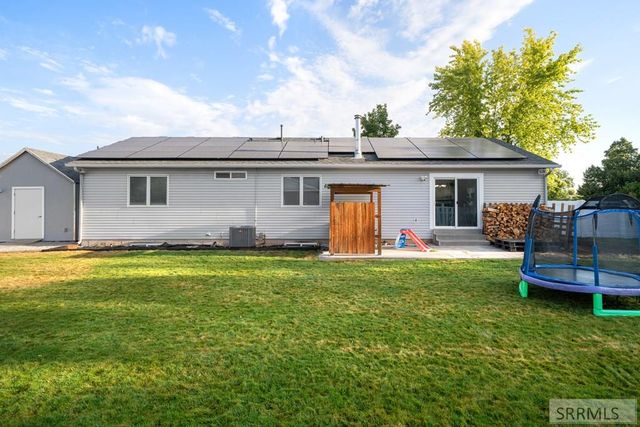 2175 Cabellaro Drive, Ammon, ID 83406